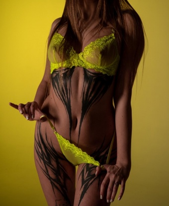 Анкета проститутки Юля - город Коцюбинское, 20 лет, №4852